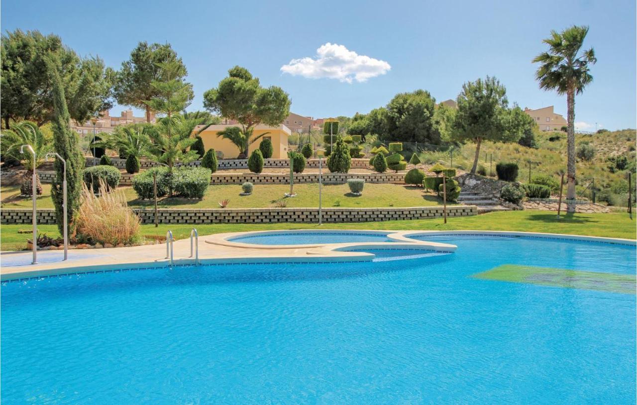 Nice Apartment In Santa Pola With Kitchenette Luaran gambar